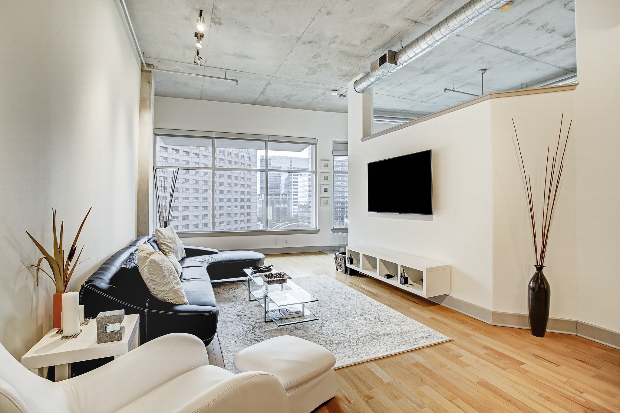 1901 Post Oak Boulevard 807 , Houston, TX, 77056 | 93610508 | Realty Texas LLC