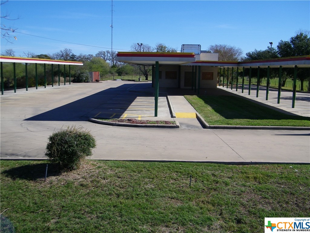 1624 Texana Street Street , Hallettsville, TX, 77964 | 432457 | Realty Texas LLC