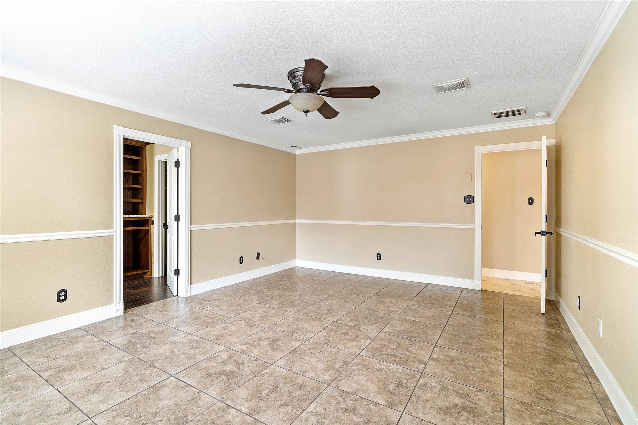 7811 Fall Glen Drive , Houston, TX, 77040 | 24138568 | Realty Texas LLC