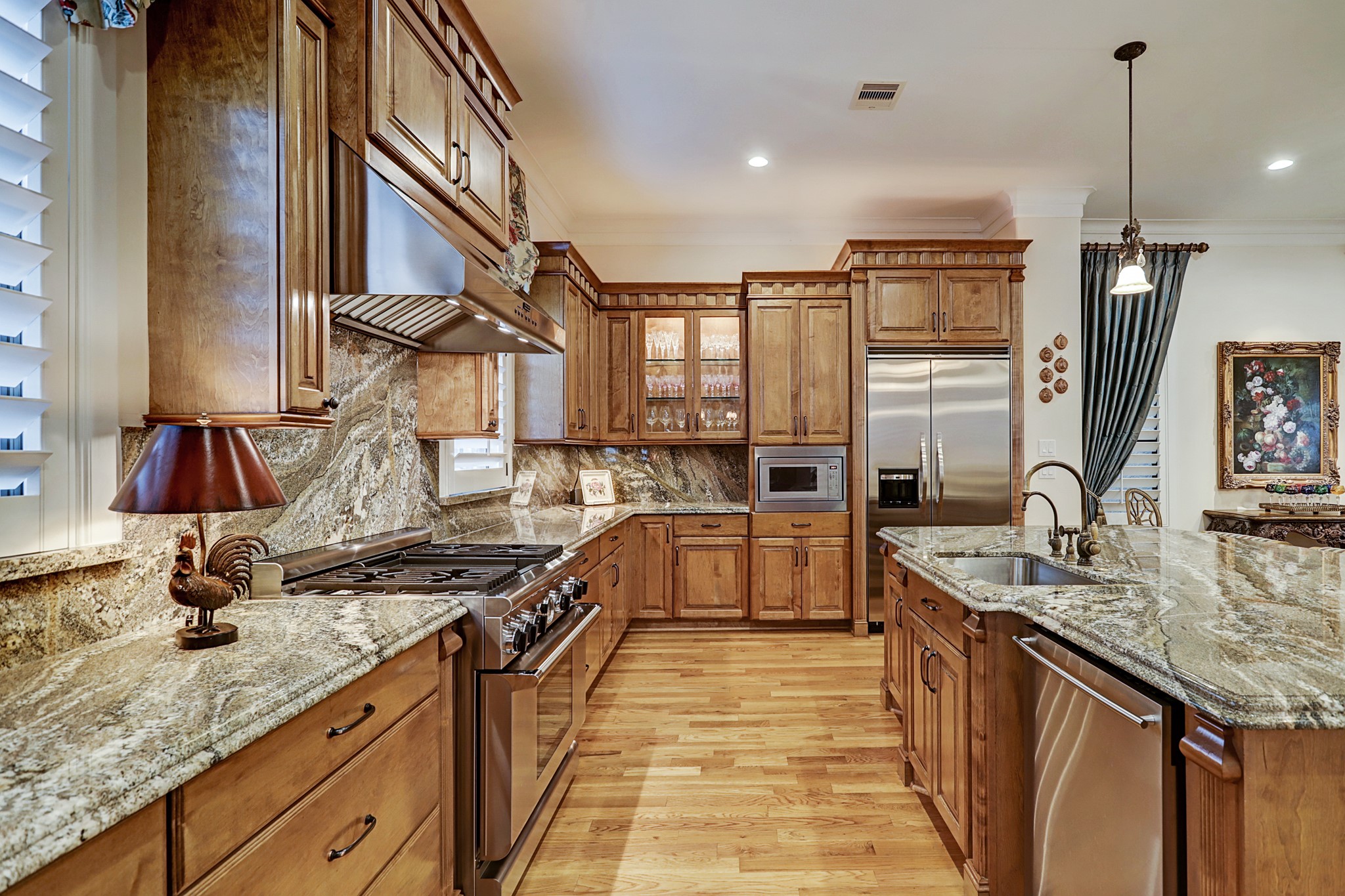 1813 Nantucket Drive , Houston, TX, 77057 | 2832195 | Realty Texas LLC