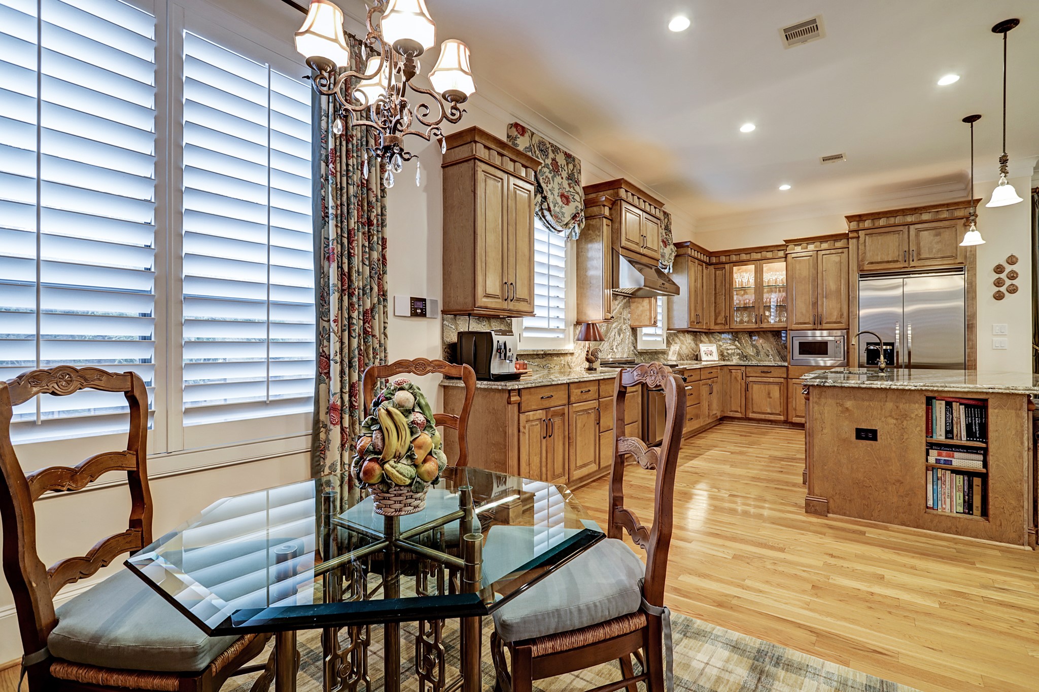 1813 Nantucket Drive , Houston, TX, 77057 | 2832195 | Realty Texas LLC