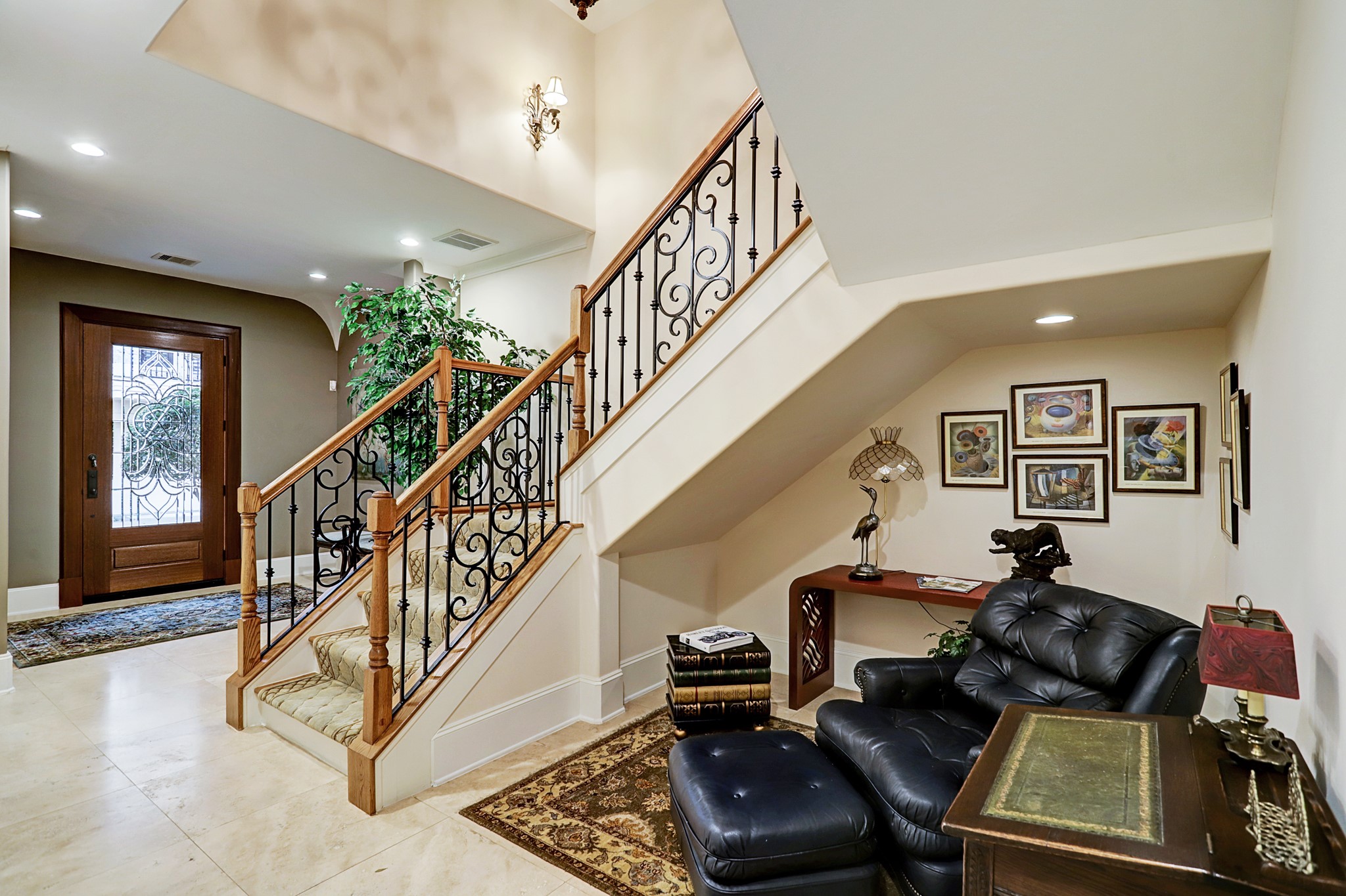 1813 Nantucket Drive , Houston, TX, 77057 | 2832195 | Realty Texas LLC
