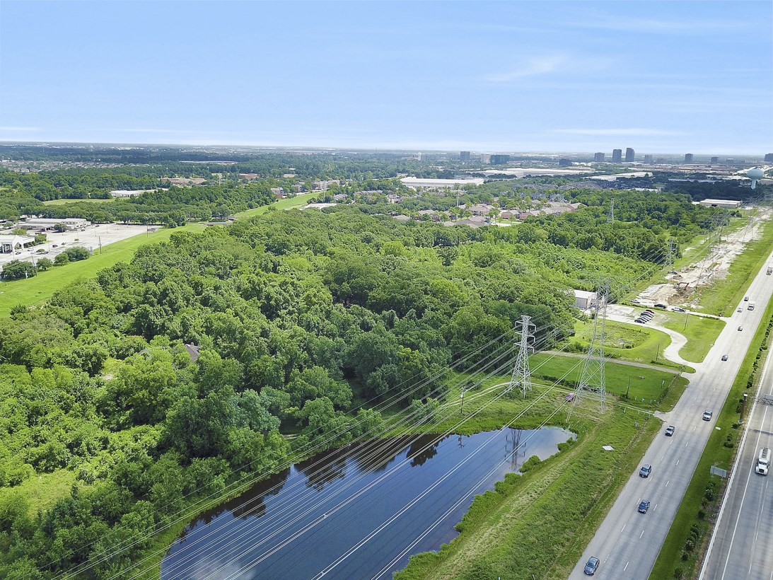 1812 N Sam Houston Parkway Parkway W , Houston, TX, 77038 | 49573680 | Realty Texas LLC