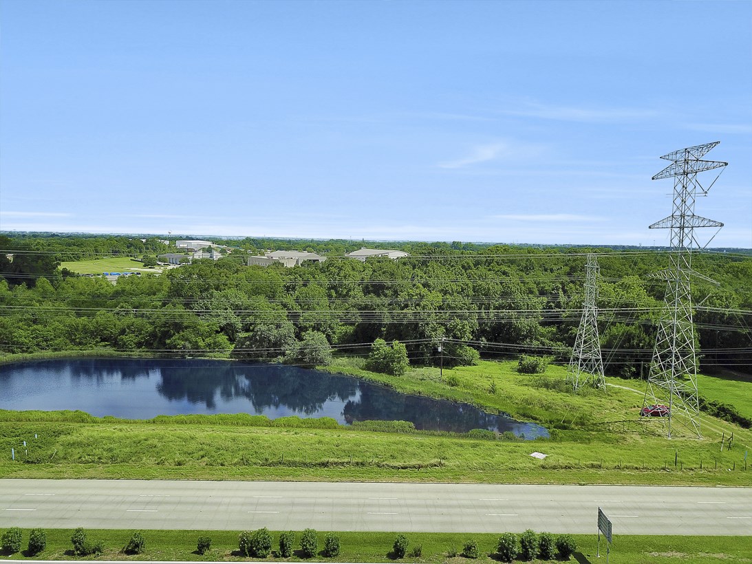 1812 N Sam Houston Parkway Parkway W , Houston, TX, 77038 | 49573680 | Realty Texas LLC