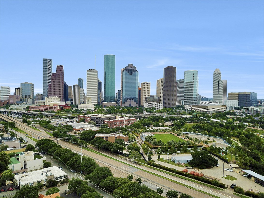 1812 N Sam Houston Parkway Parkway W , Houston, TX, 77038 | 49573680 | Realty Texas LLC