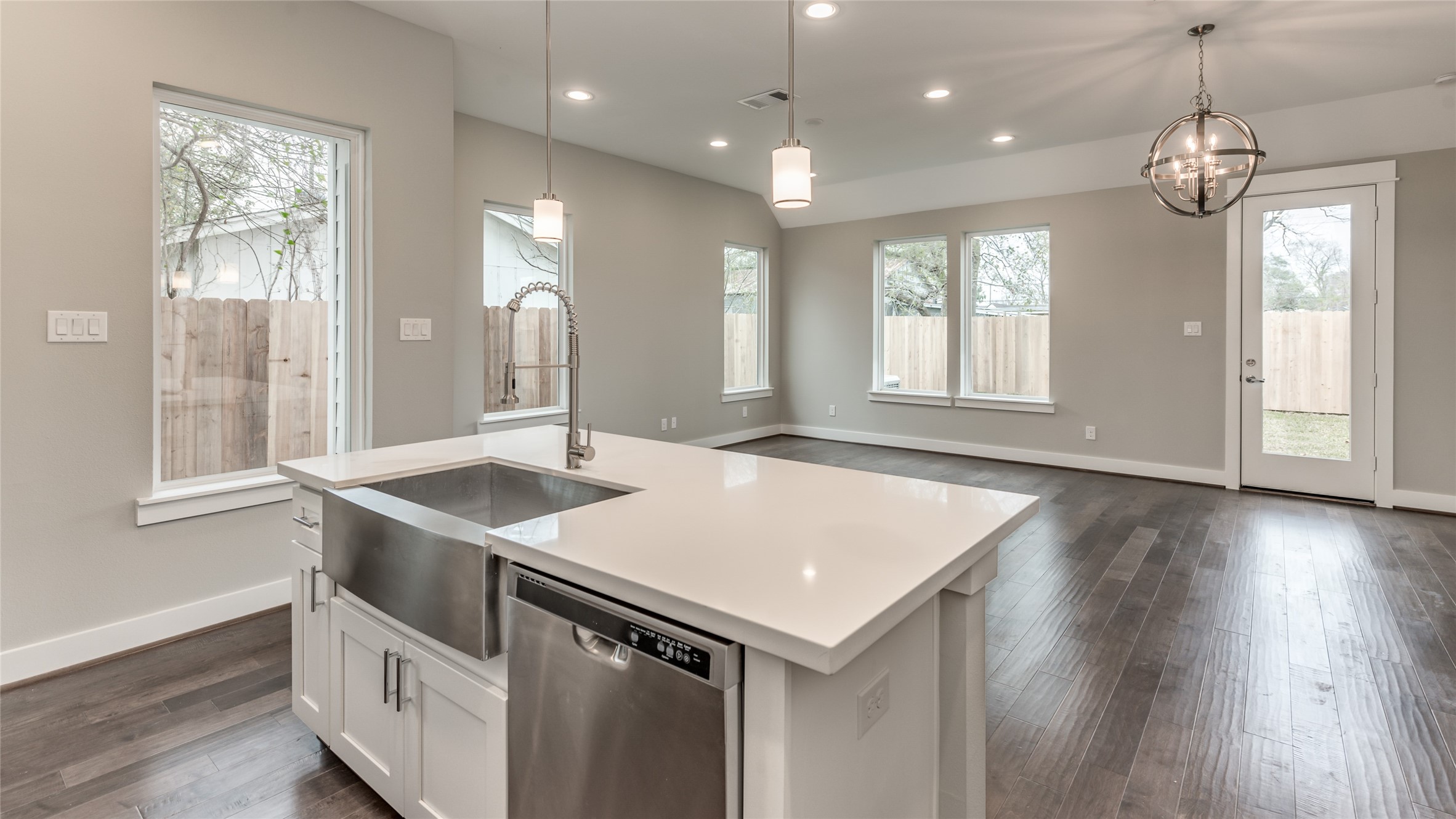 1407 Boswell Street , Houston, TX, 77009 | 89488283 | Realty Texas LLC