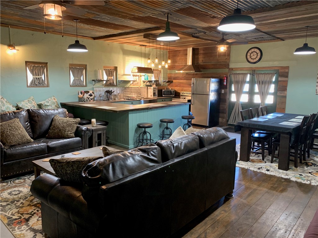 3762 Ranch Road 1623 , Blanco, TX, 78606 | 5139775 | Realty Texas LLC