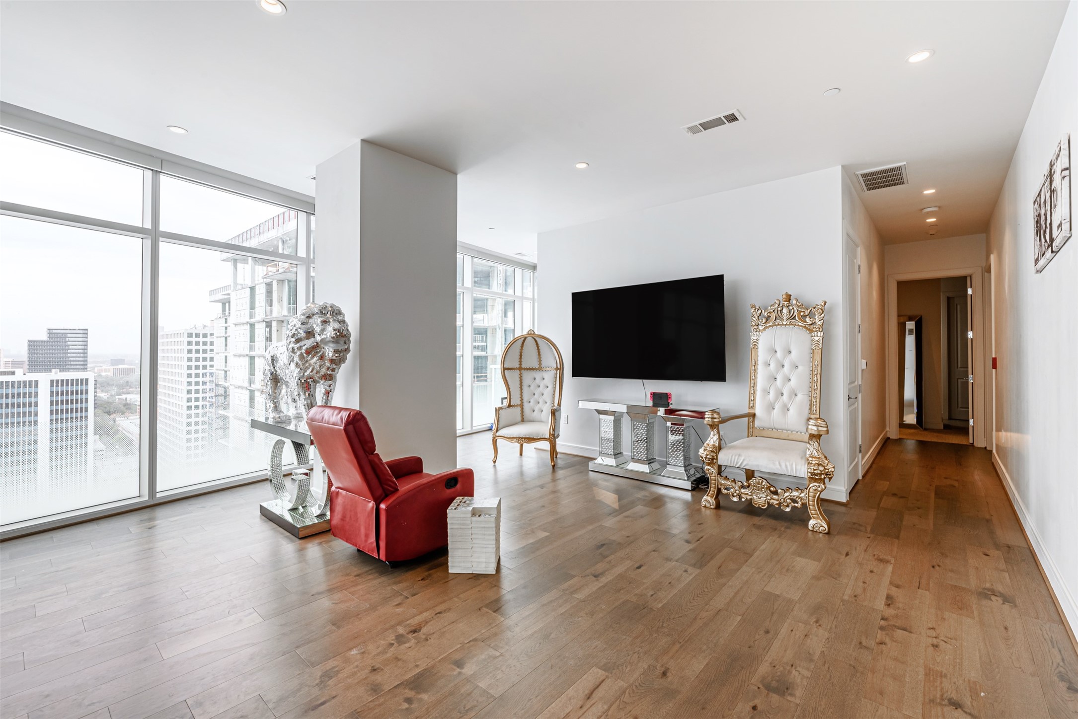4521 San Felipe Street 2104 , Houston, TX, 77027 | 91065305 | Realty Texas LLC
