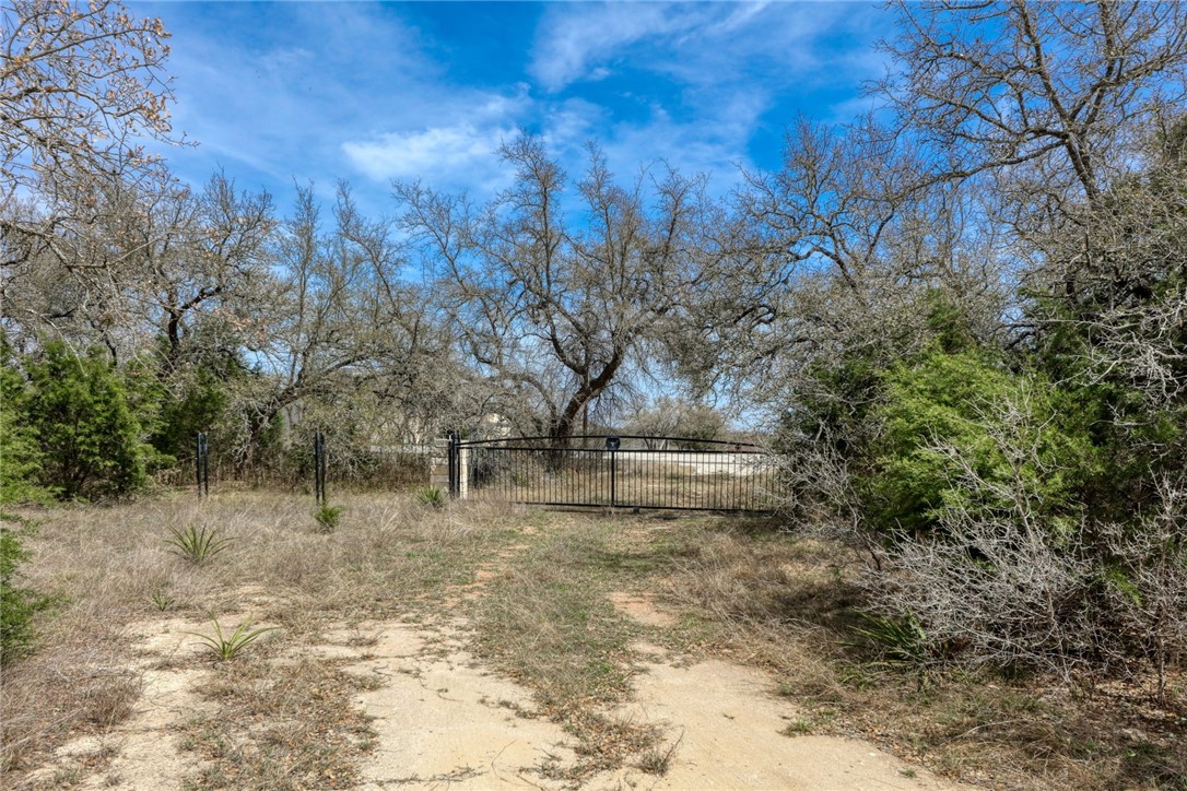 5006 Lohmans Ford Road , Lago Vista, TX, 78645 | 3029875 | Realty Texas LLC