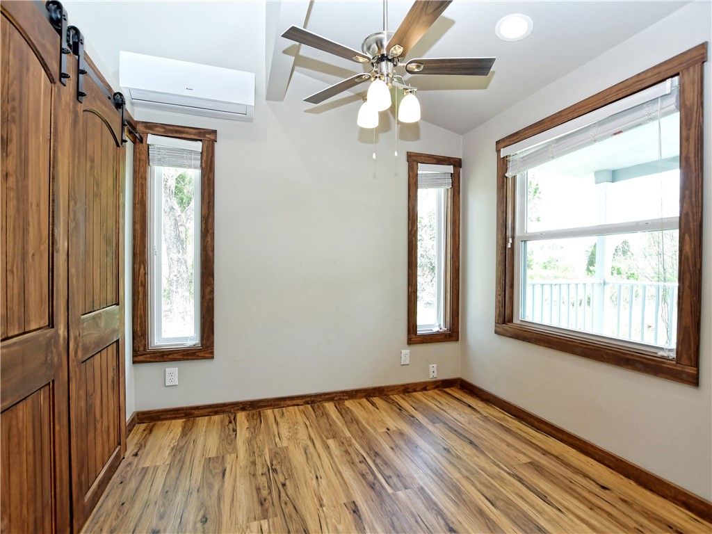 216 Old Coach Lane , Elgin, TX, 78621 | 1121276 | Realty Texas LLC