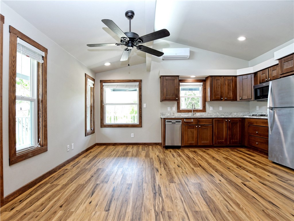 216 Old Coach Lane , Elgin, TX, 78621 | 1121276 | Realty Texas LLC
