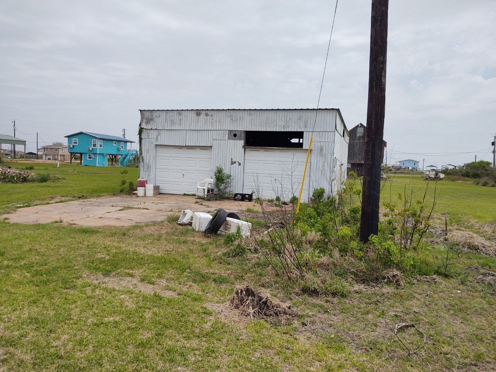 306 Bluewater Street , Sargent, TX, 77414 | 79189003 | Realty Texas LLC