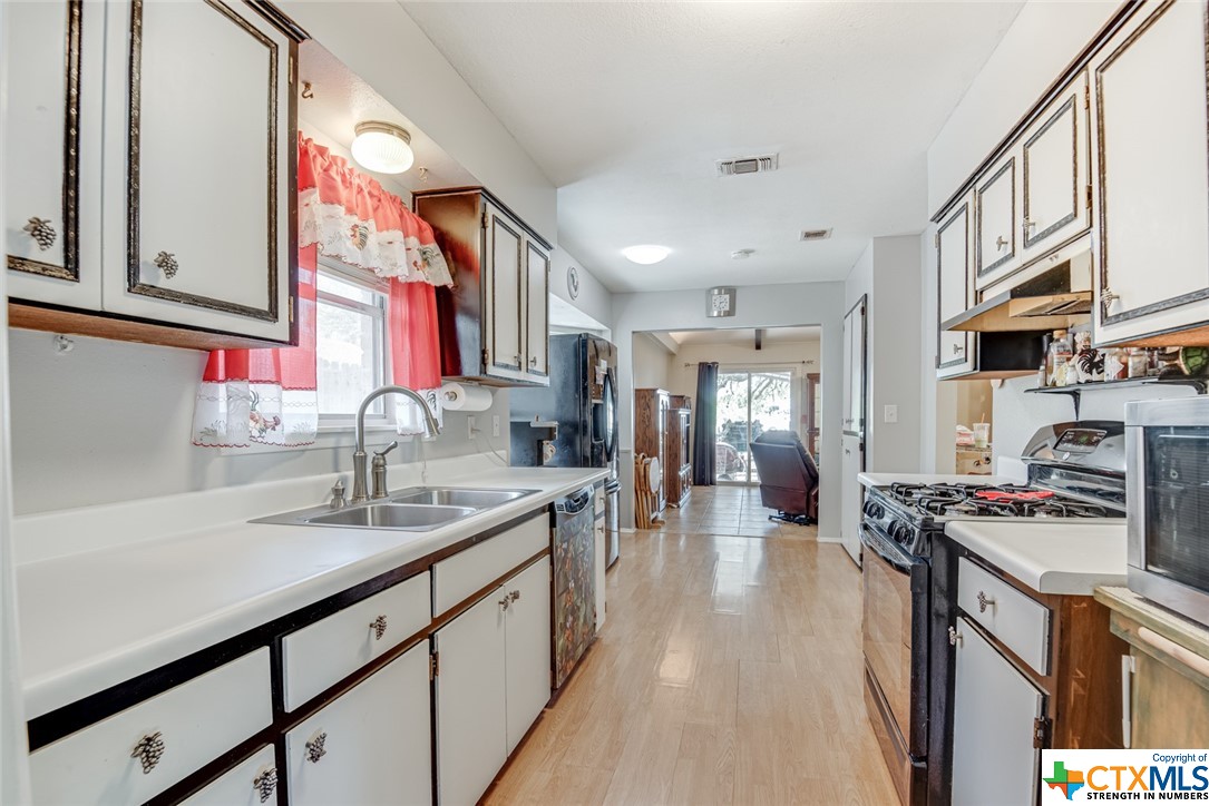 6723 Connie Mack Street , San Antonio, TX, 78240 | 437567 | Realty Texas LLC