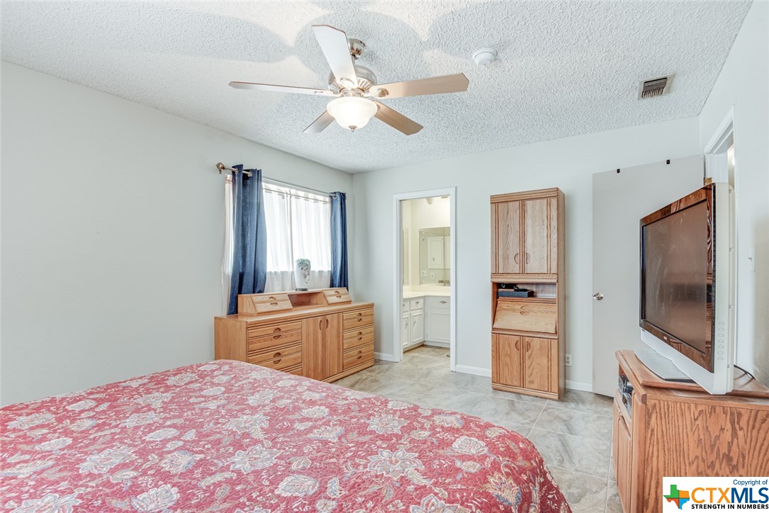 6723 Connie Mack Street , San Antonio, TX, 78240 | 437567 | Realty Texas LLC