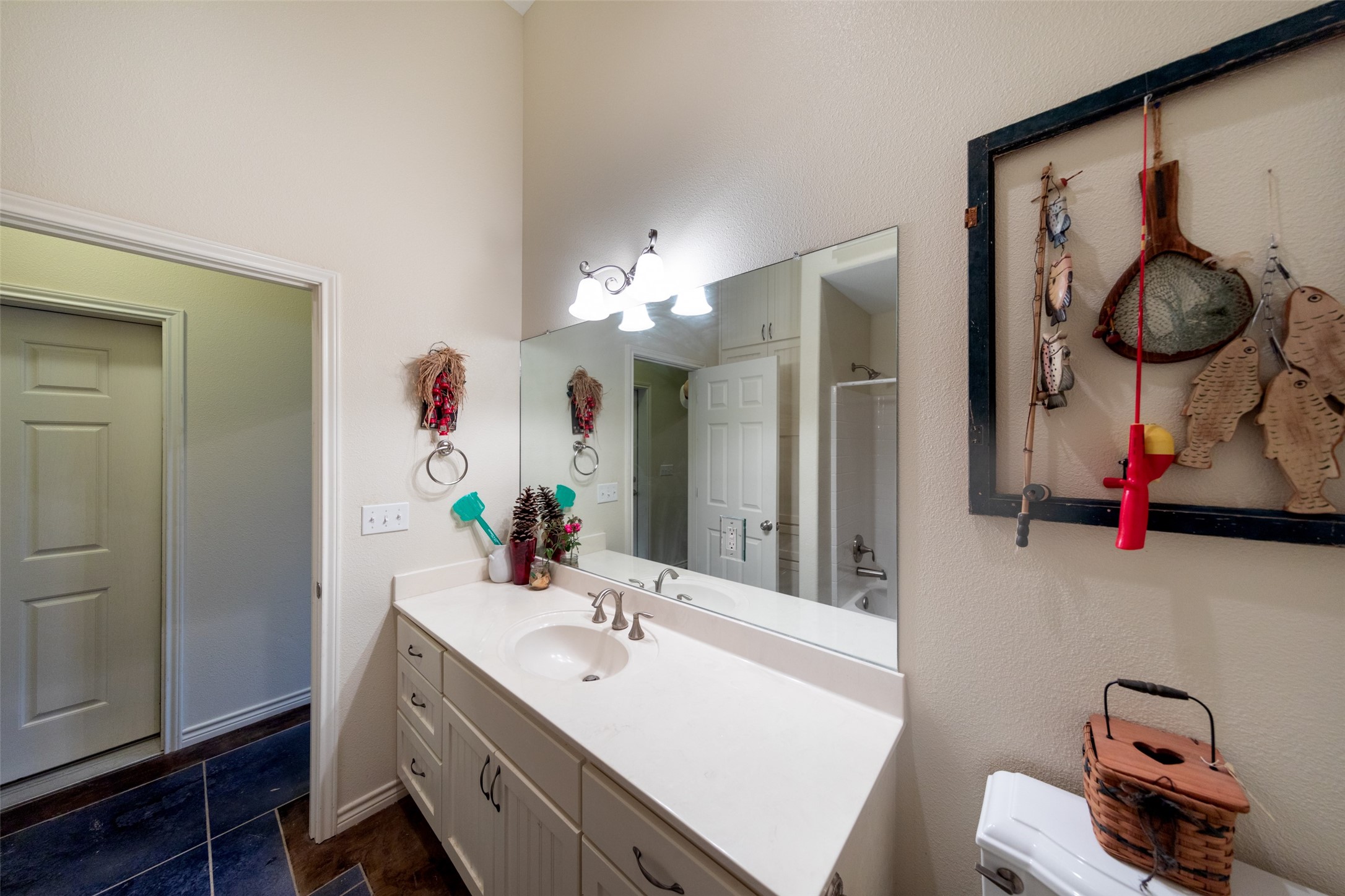114 White Marlin Drive , Port Lavaca, TX, 77979 | 52410661 | Realty Texas LLC