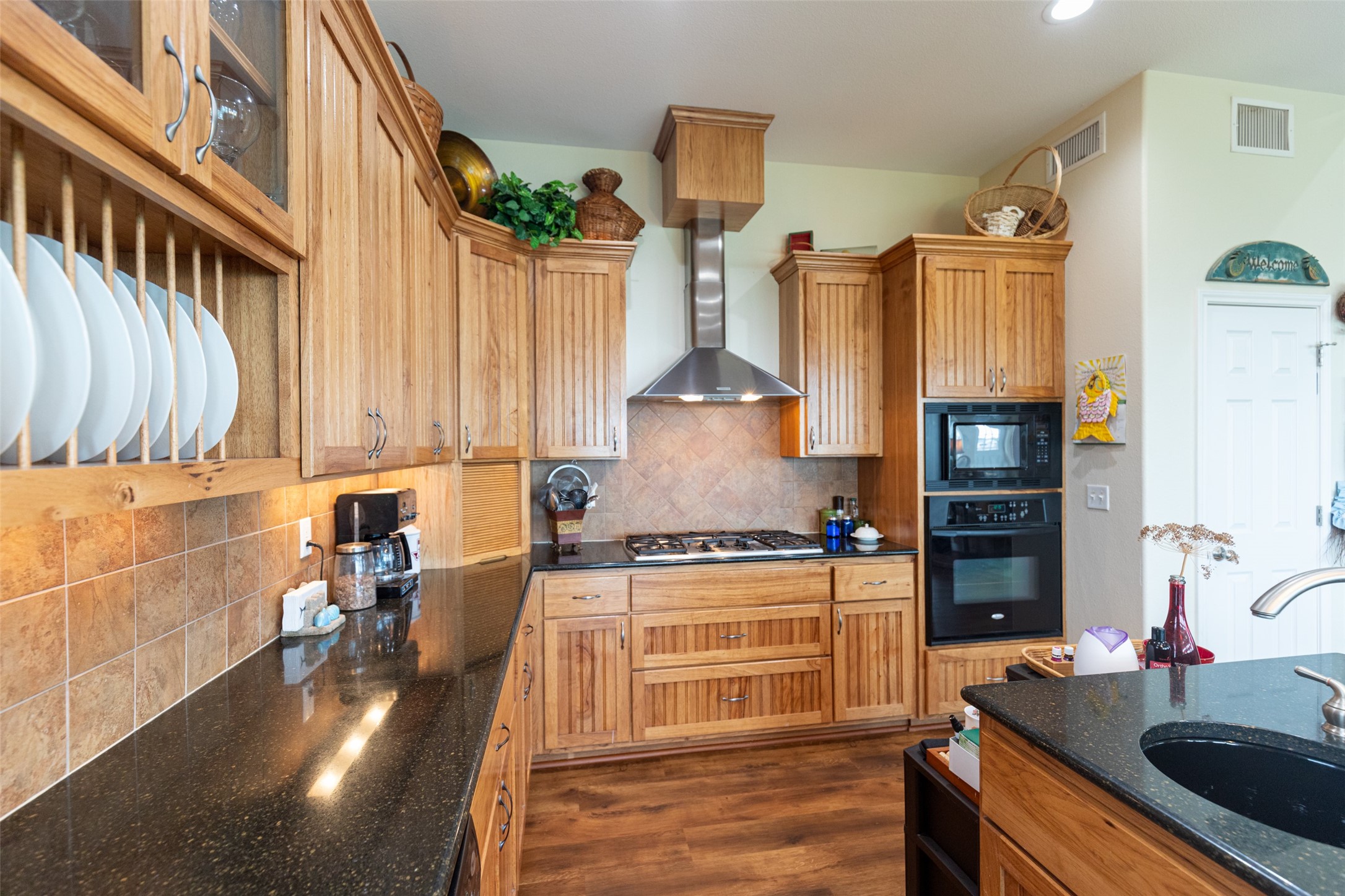 114 White Marlin Drive , Port Lavaca, TX, 77979 | 52410661 | Realty Texas LLC