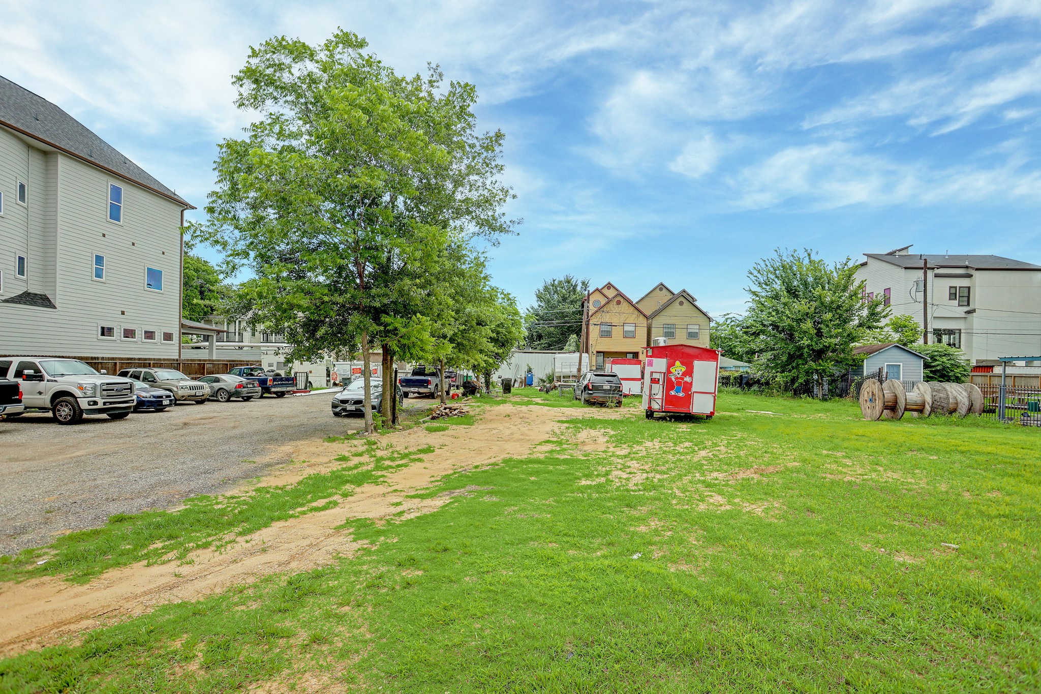 819 W 16th Street , Houston, TX, 77008 | 69626747 | Realty Texas LLC