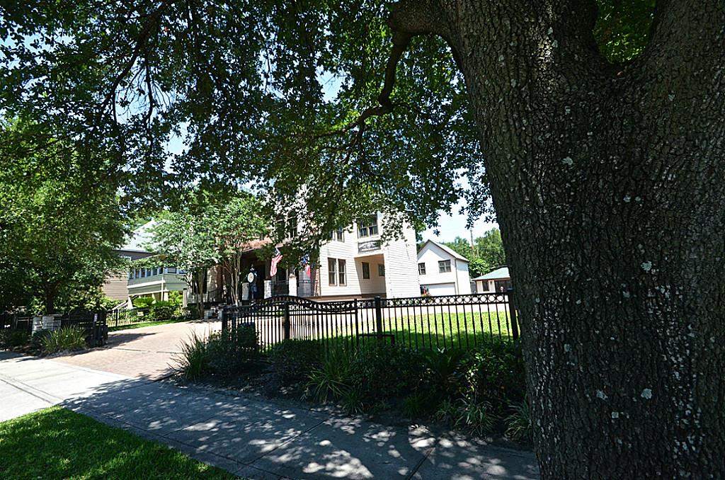 420 Heights Boulevard , Houston, TX, 77007 | 61792465 | Realty Texas LLC