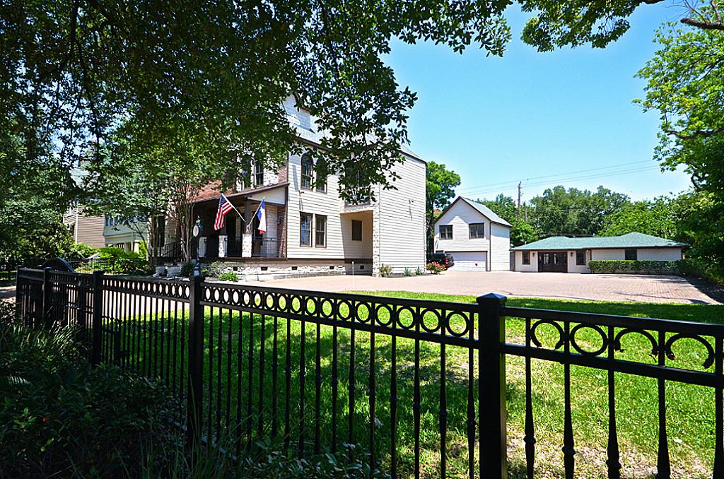 420 Heights Boulevard , Houston, TX, 77007 | 61792465 | Realty Texas LLC