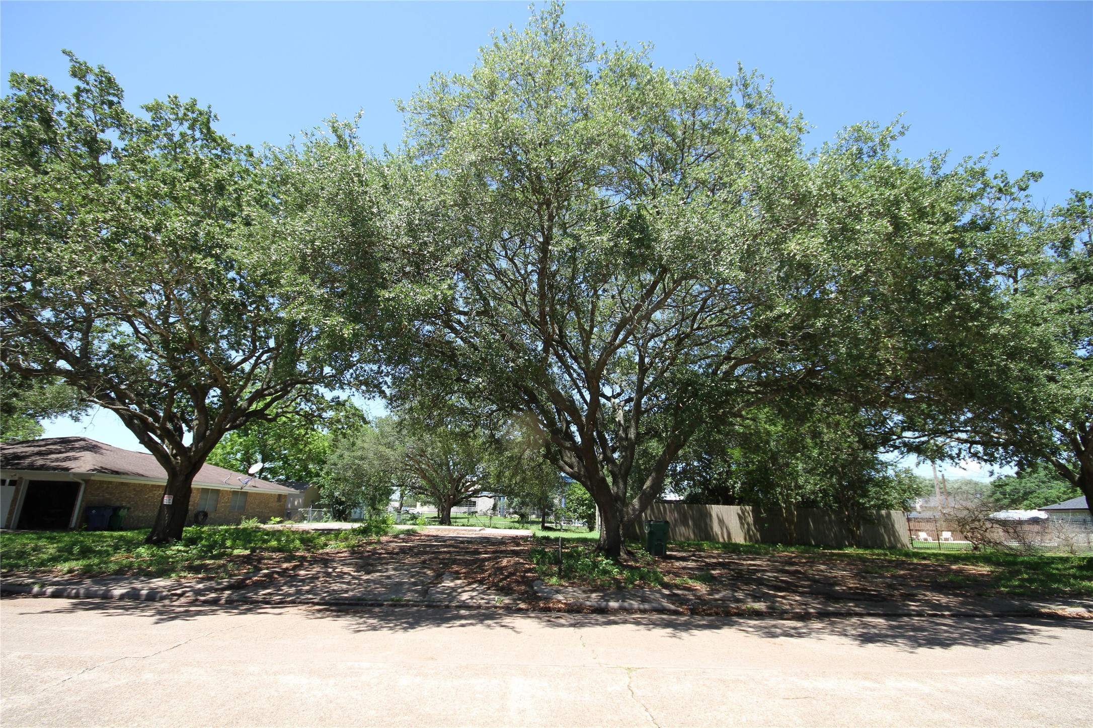 309 Linden Street , Angleton, TX, 77515 | 67972116 | Realty Texas LLC