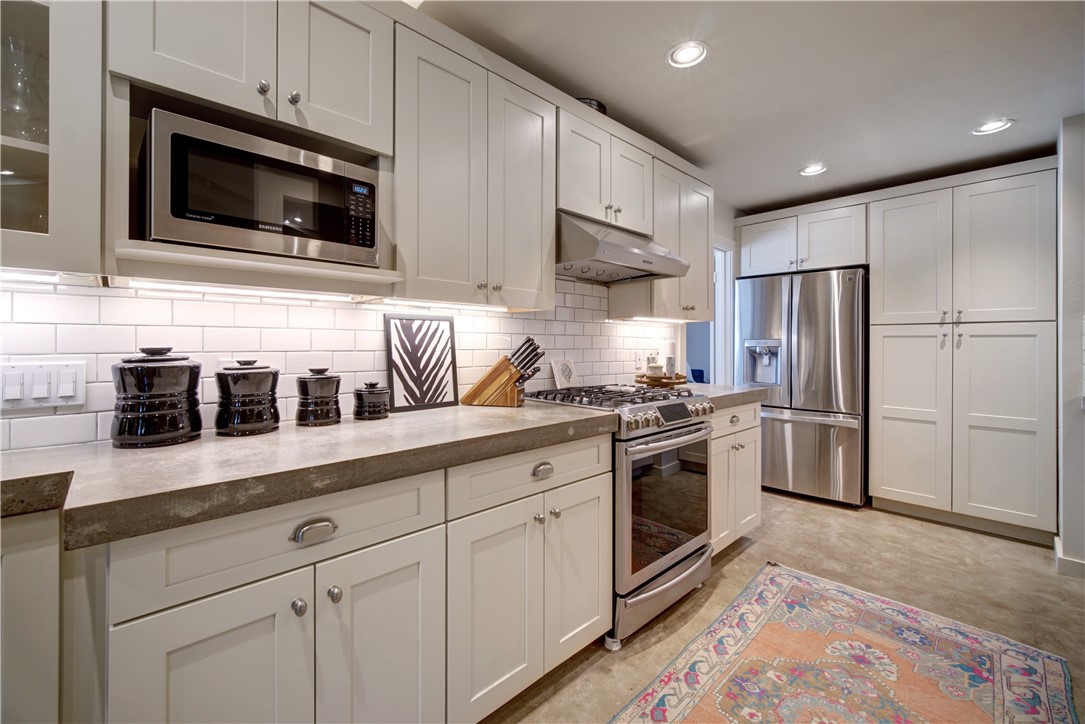 12306 Rolling Hill Drive 