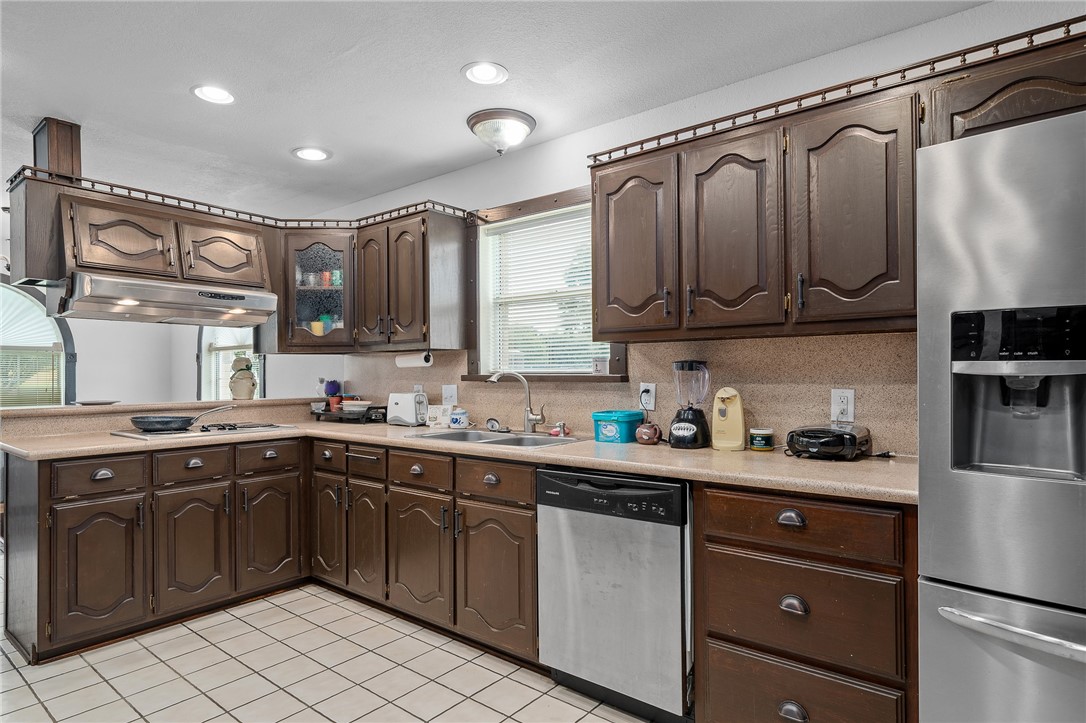 101 Lone Oak Street , Portland, TX, 78374 | 385284 | Realty Texas LLC