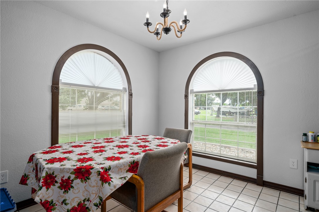 101 Lone Oak Street , Portland, TX, 78374 | 385284 | Realty Texas LLC