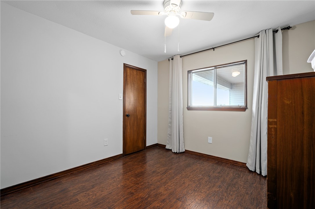 101 Lone Oak Street , Portland, TX, 78374 | 385284 | Realty Texas LLC