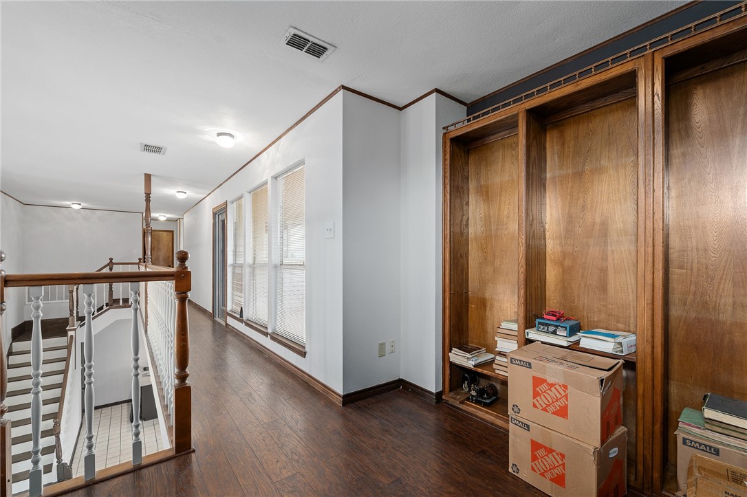 101 Lone Oak Street , Portland, TX, 78374 | 385284 | Realty Texas LLC