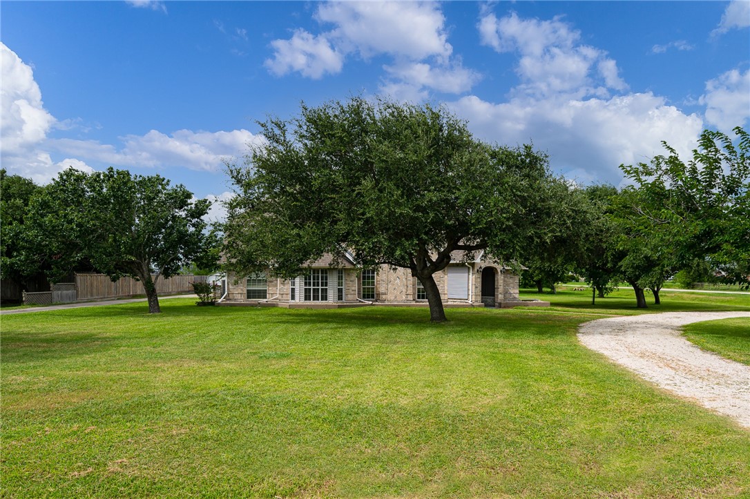 101 Lone Oak Street , Portland, TX, 78374 | 385284 | Realty Texas LLC