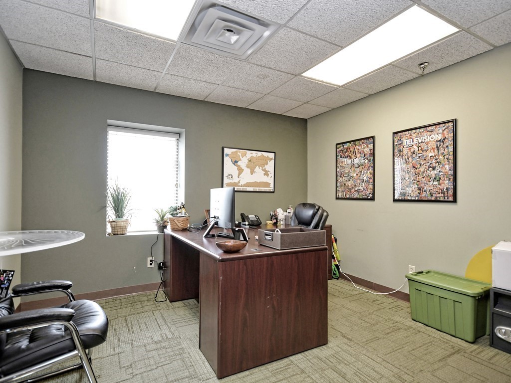 8940 Research Boulevard 300 , Austin, TX, 78758 | 8999256 | Realty Texas LLC