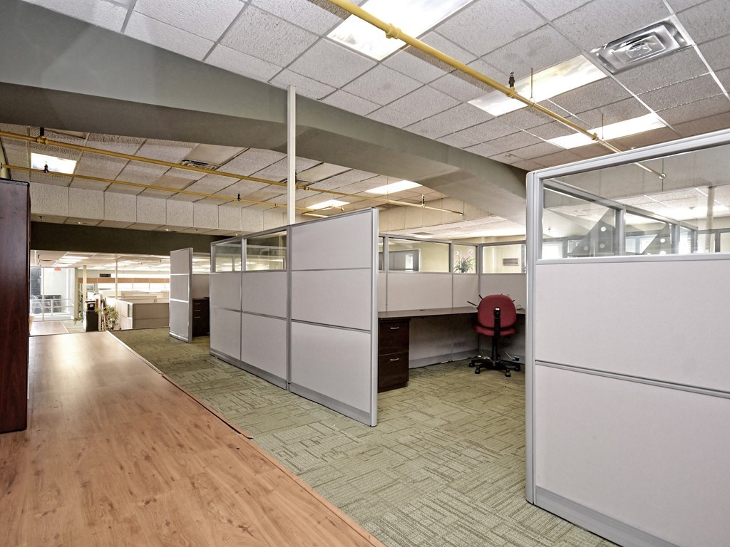 8940 Research Boulevard 300 , Austin, TX, 78758 | 8999256 | Realty Texas LLC