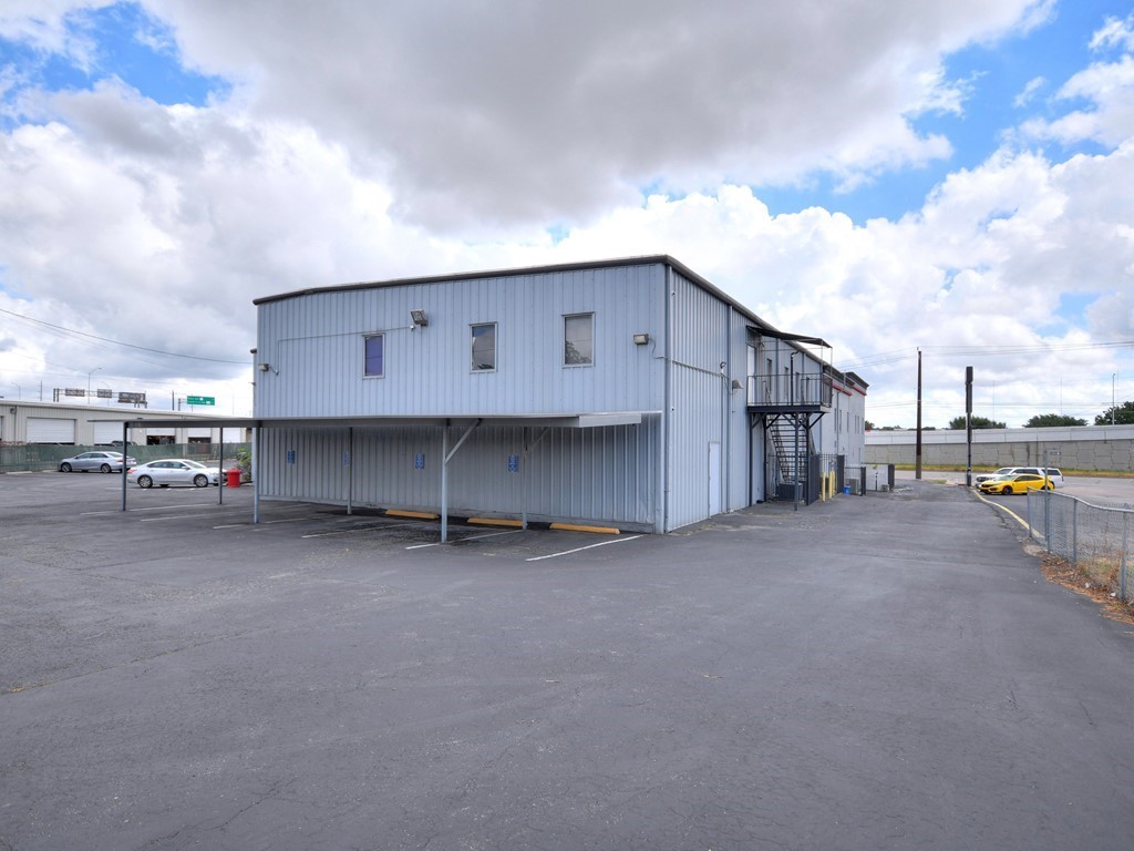 8940 Research Boulevard 300 , Austin, TX, 78758 | 8999256 | Realty Texas LLC