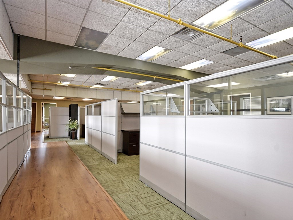 8940 Research Boulevard 300 , Austin, TX, 78758 | 8999256 | Realty Texas LLC