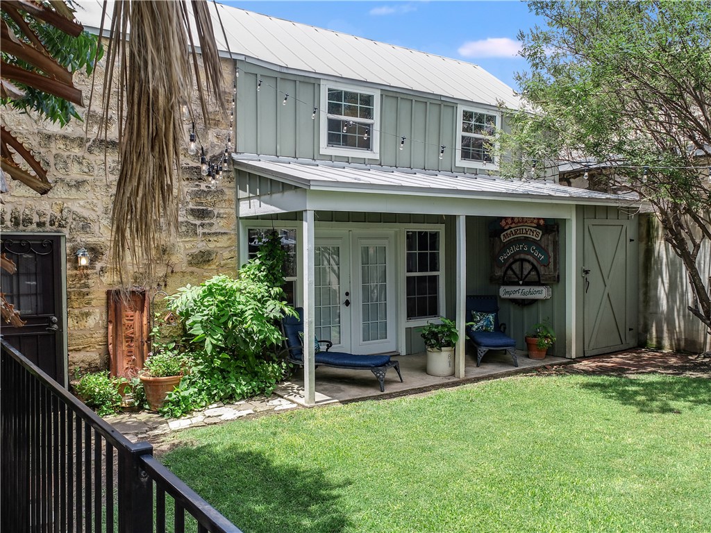219 W Main Street , Fredericksburg, TX, 78624 | 7712509 | Realty Texas LLC