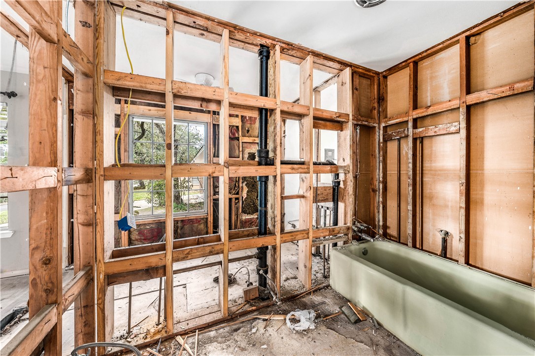2901 Woodland Drive , Waco, TX, 76710 | 202143 | Realty Texas LLC