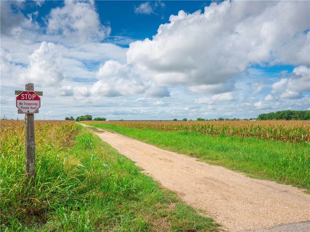 703 County Road 368 , Taylor, TX, 76574 | 2648776 | Realty Texas LLC