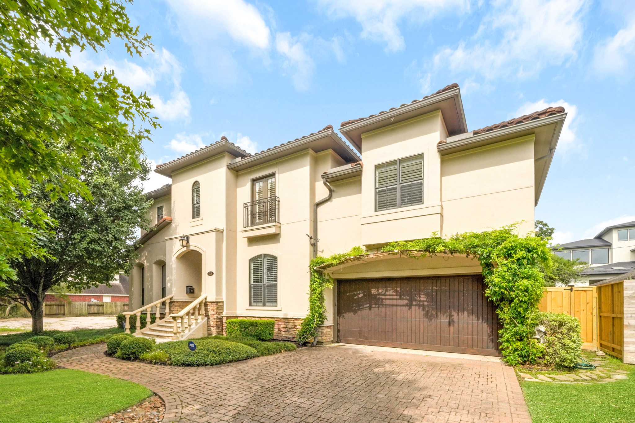 5526 Grand Lake ST , Bellaire, TX, 77401 | 22078652 | Realty Texas LLC