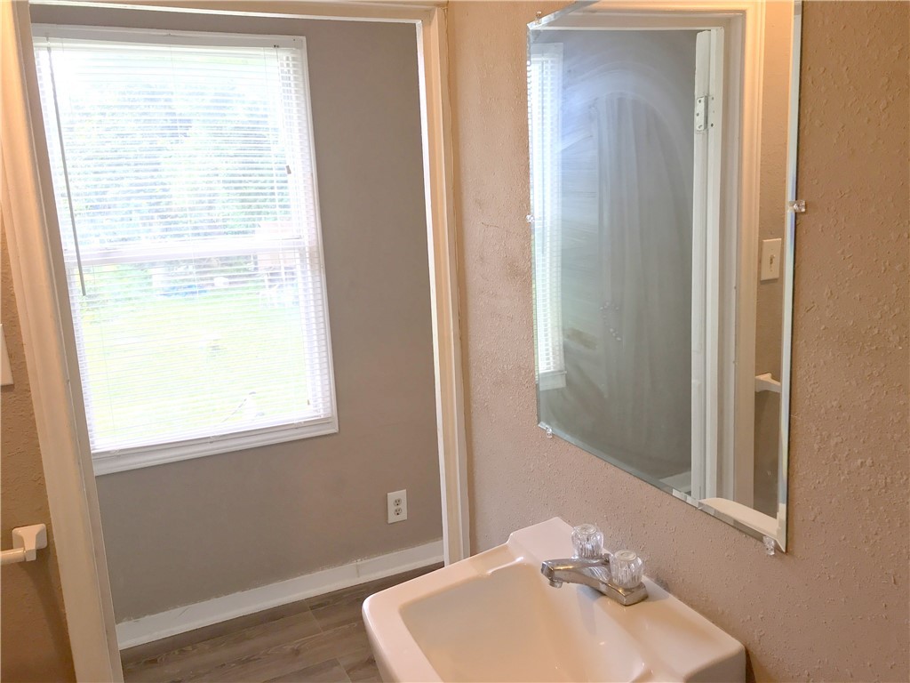 1318 N Mesquite Street , Corpus Christi, TX, 78401 | 385997 | Realty Texas LLC