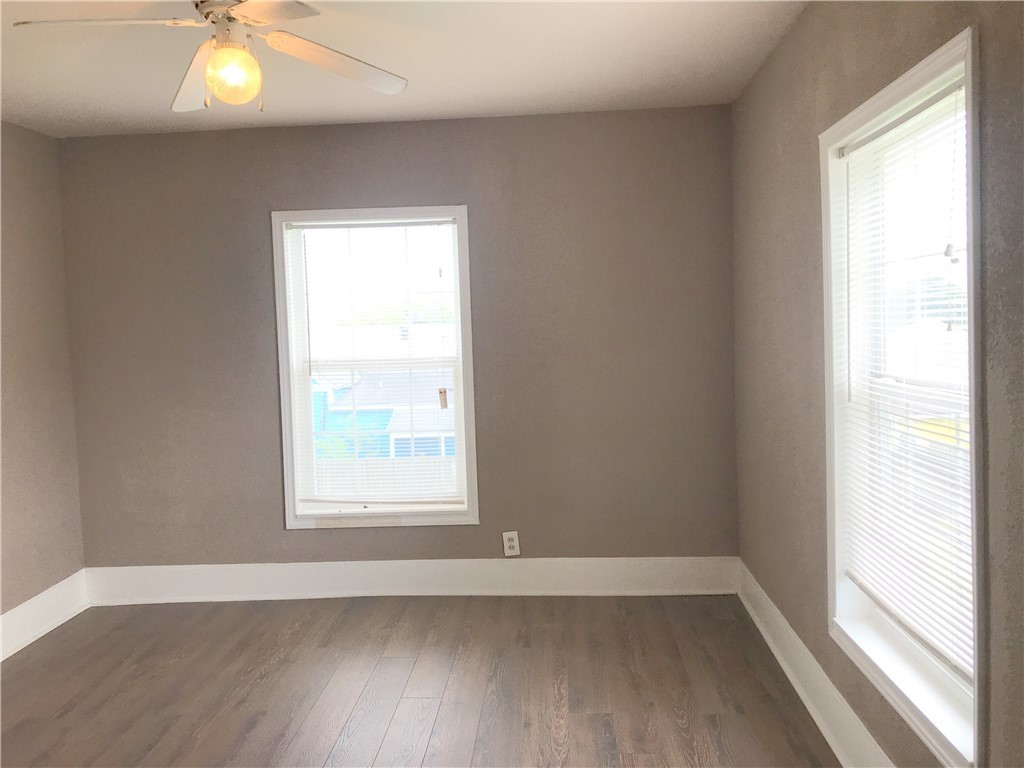 1318 N Mesquite Street , Corpus Christi, TX, 78401 | 385997 | Realty Texas LLC