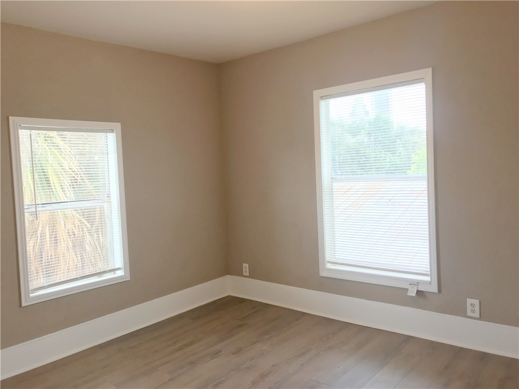 1318 N Mesquite Street , Corpus Christi, TX, 78401 | 385997 | Realty Texas LLC