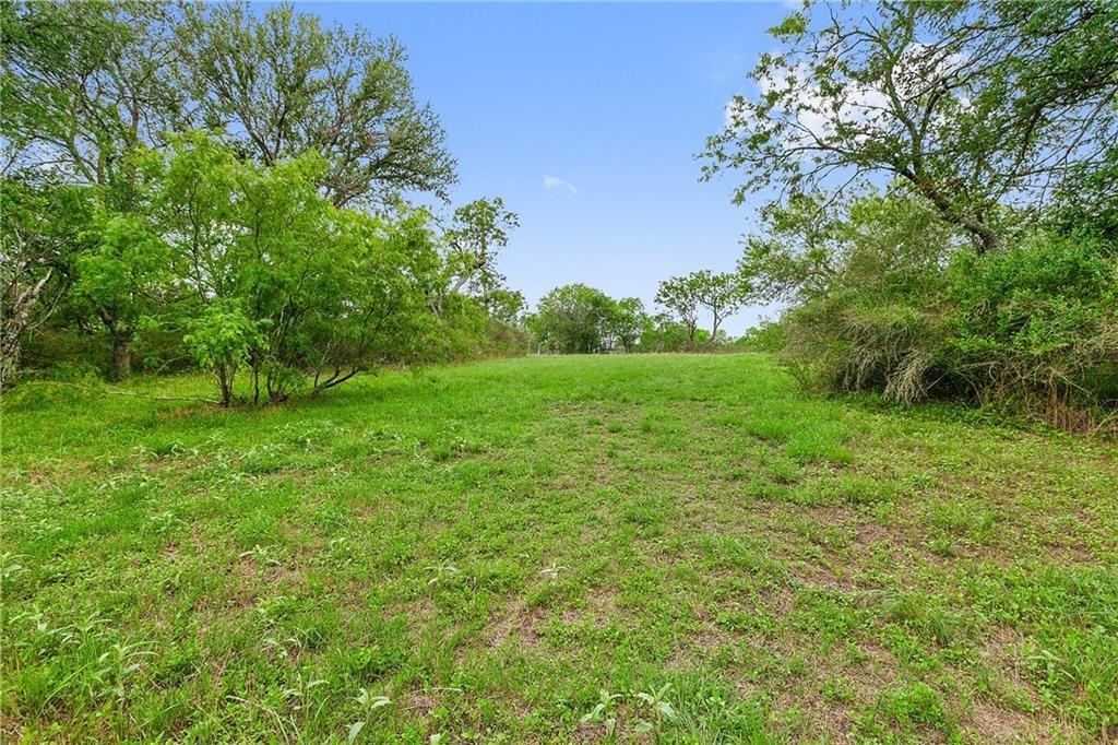 995 Roosevelt Road , Luling, TX, 78648 | 4357071 | Realty Texas LLC