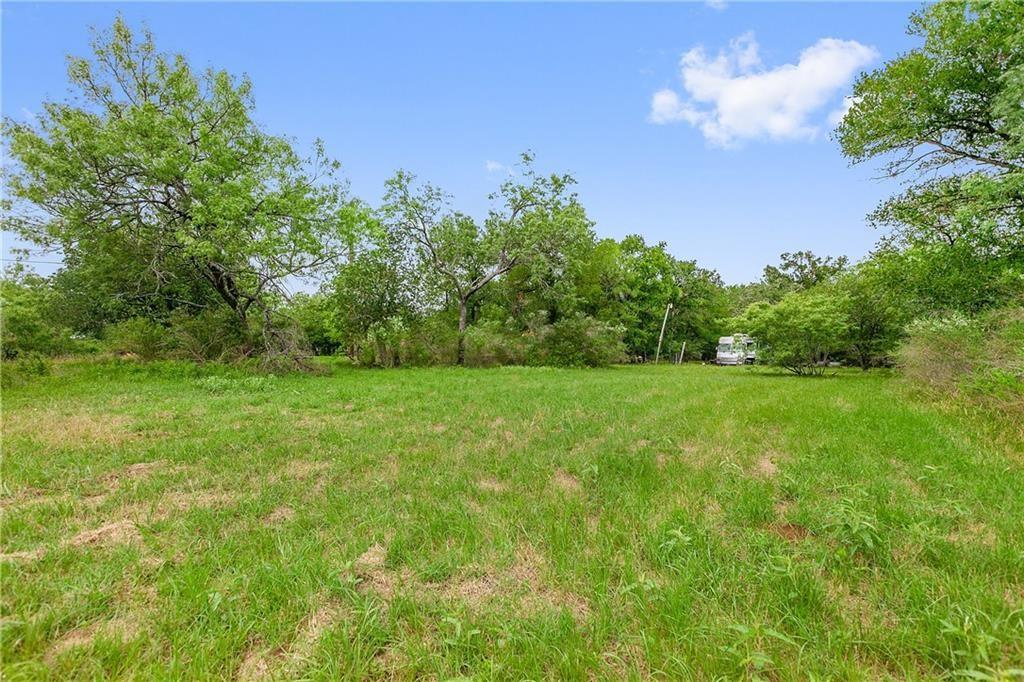 995 Roosevelt Road , Luling, TX, 78648 | 4357071 | Realty Texas LLC