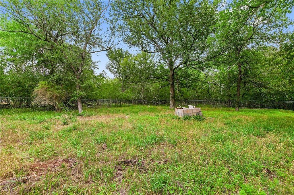 995 Roosevelt Road , Luling, TX, 78648 | 4357071 | Realty Texas LLC