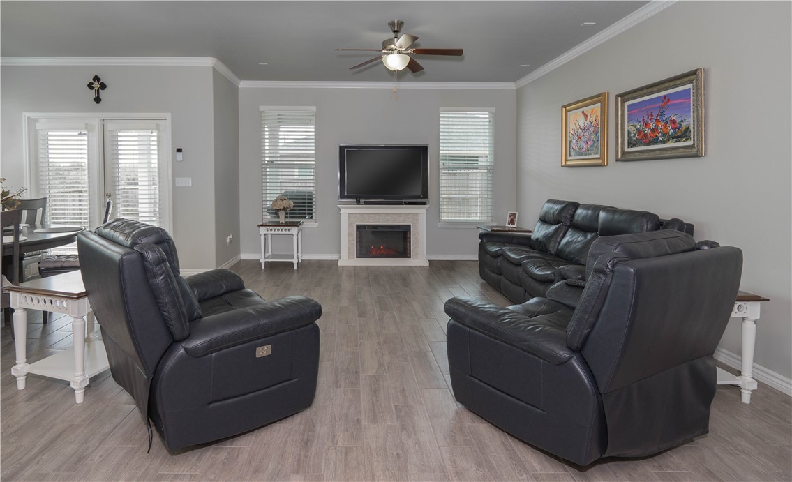 8233 Yosemite Drive , Corpus Christi, TX, 78414 | 386678 | Realty Texas LLC