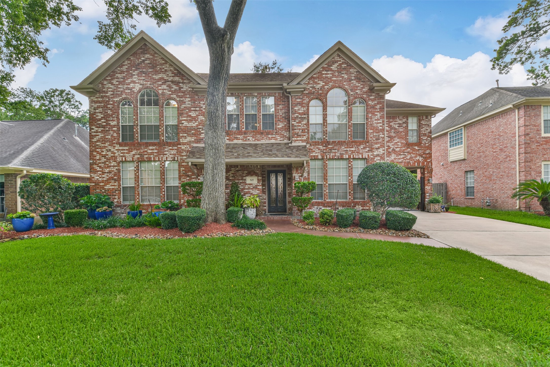 527 W North Hill Drive , Spring, TX, 77388 | 18351475 | Realty Texas LLC