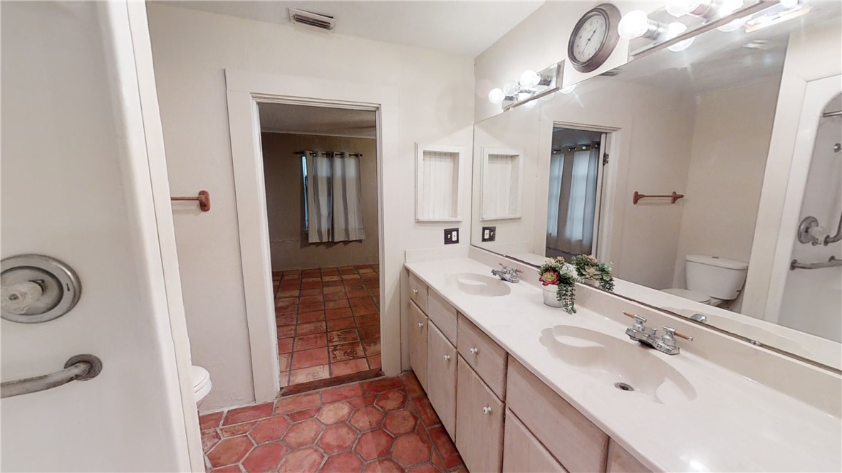 1010 S Cora Street , Premont, TX, 78375 | 386964 | Realty Texas LLC