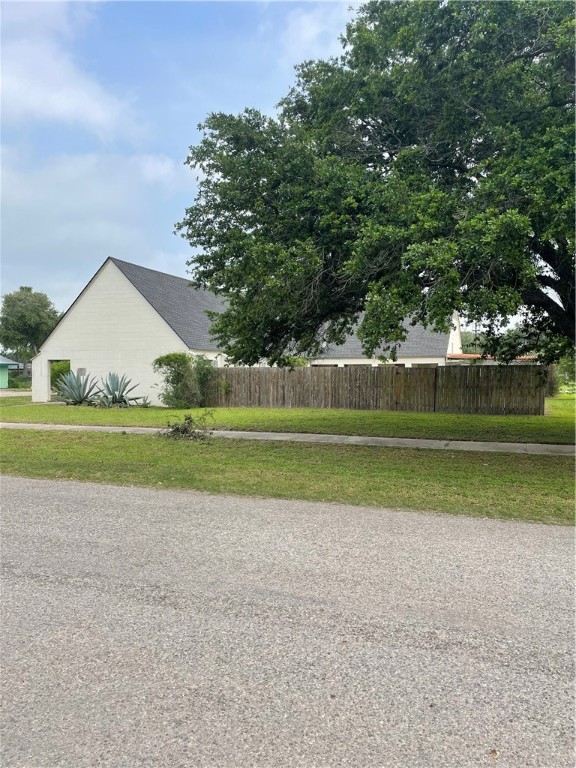 1010 S Cora Street , Premont, TX, 78375 | 386964 | Realty Texas LLC