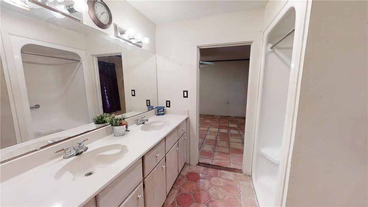 1010 S Cora Street , Premont, TX, 78375 | 386964 | Realty Texas LLC