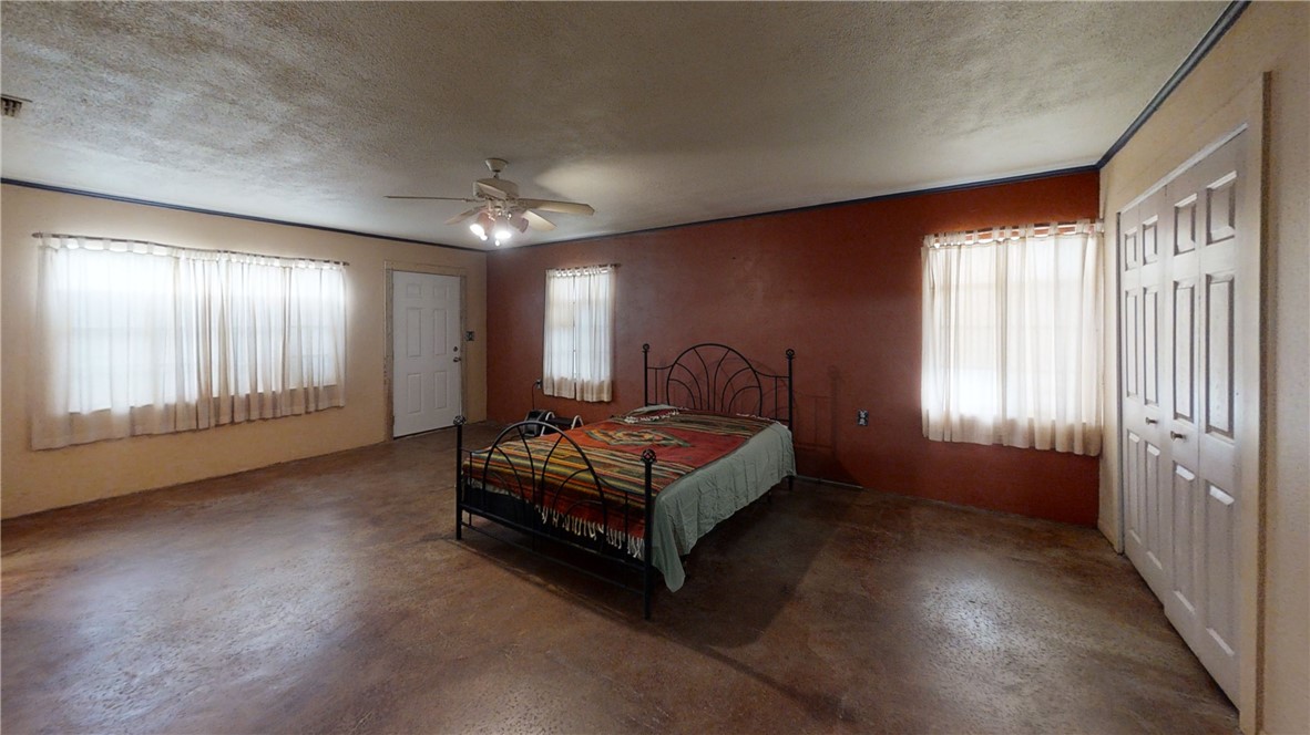 1010 S Cora Street , Premont, TX, 78375 | 386964 | Realty Texas LLC